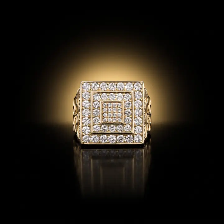Anillo cuadrado con cristales